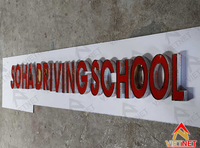 chu-inox-long-mat-mica-soha-driving-school-2