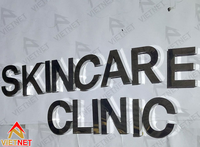 chu-inox-trang-skincare-clinic-2