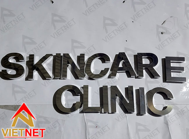 chu-inox-trang-skincare-clinic-3