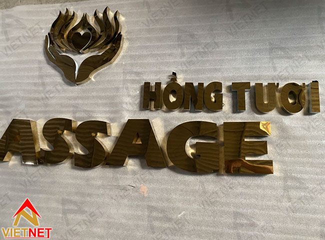chu-inox-vang-guong-hong-tuoi-223-massage-1