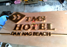 Gia công chữ inox vàng Hotel TMS Đà Nẵng
