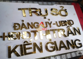 Gia công chữ inox vàng cho UBND Thị Trấn Kiến Giang 