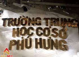 Gia công chữ inox bảng hiệu Trường THCS Phú Hưng