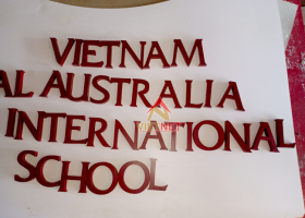 Gia công chữ inox sơn hấp nhiệt trường Việt  - Úc