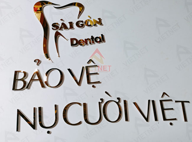 Gia công chữ inox và logo Sài Gòn Dental