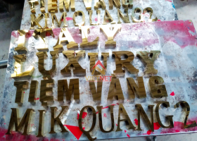 Gia công chữ inox tiệm vàng Kim Quang 2